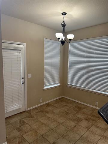 Building Photo - 2013 Trinity Ln