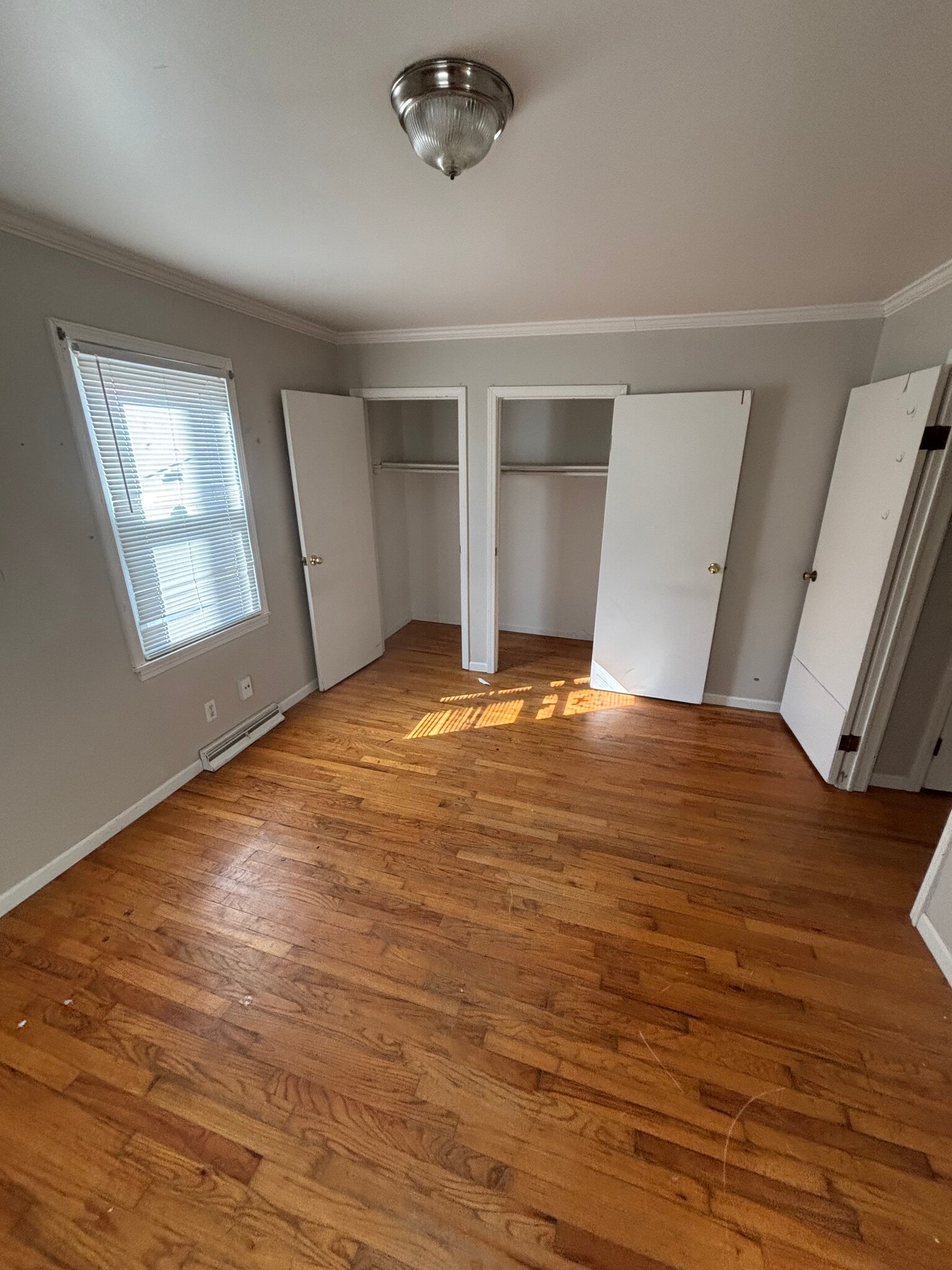 Building Photo - 923 SW 8th Ave