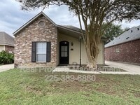 Building Photo - 5630 Arialo Dr