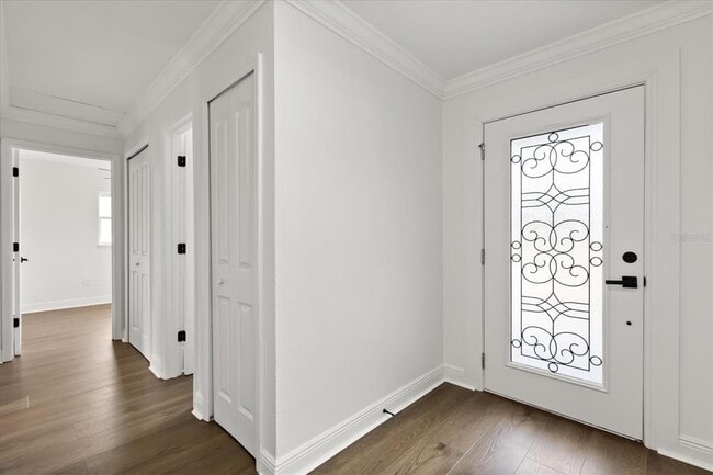 Building Photo - 1514 Lady Ave