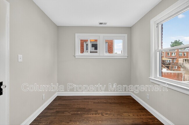 Building Photo - 5221 2nd St NW