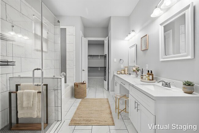 Building Photo - 8938 Intervale St