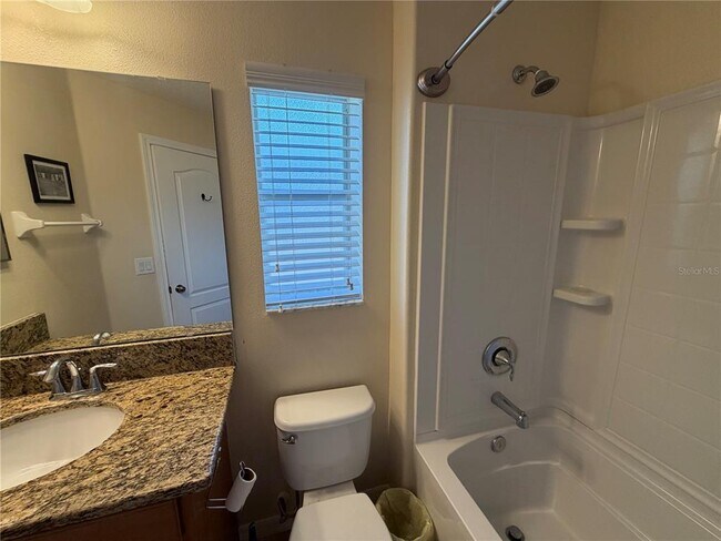 Building Photo - 206 Scaton Way