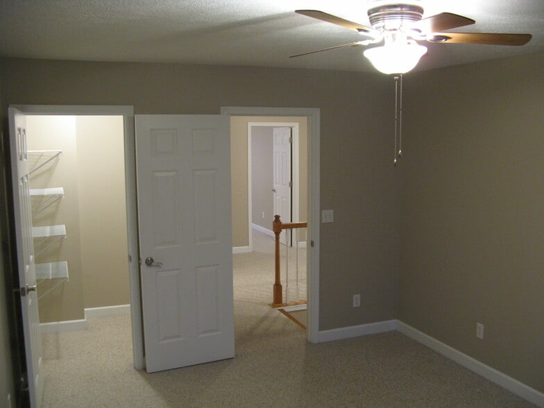 Building Photo - 347 Sheraton Dr NW