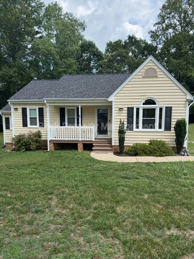 Building Photo - 11548 New Forest Trail