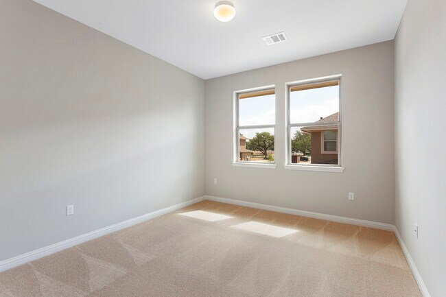Guest Bedroom 2 - 13800 Lyndhurst St