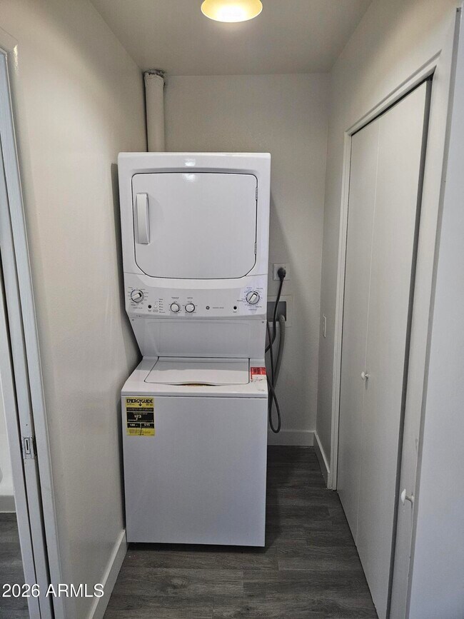 Building Photo - 2336 N 46th St