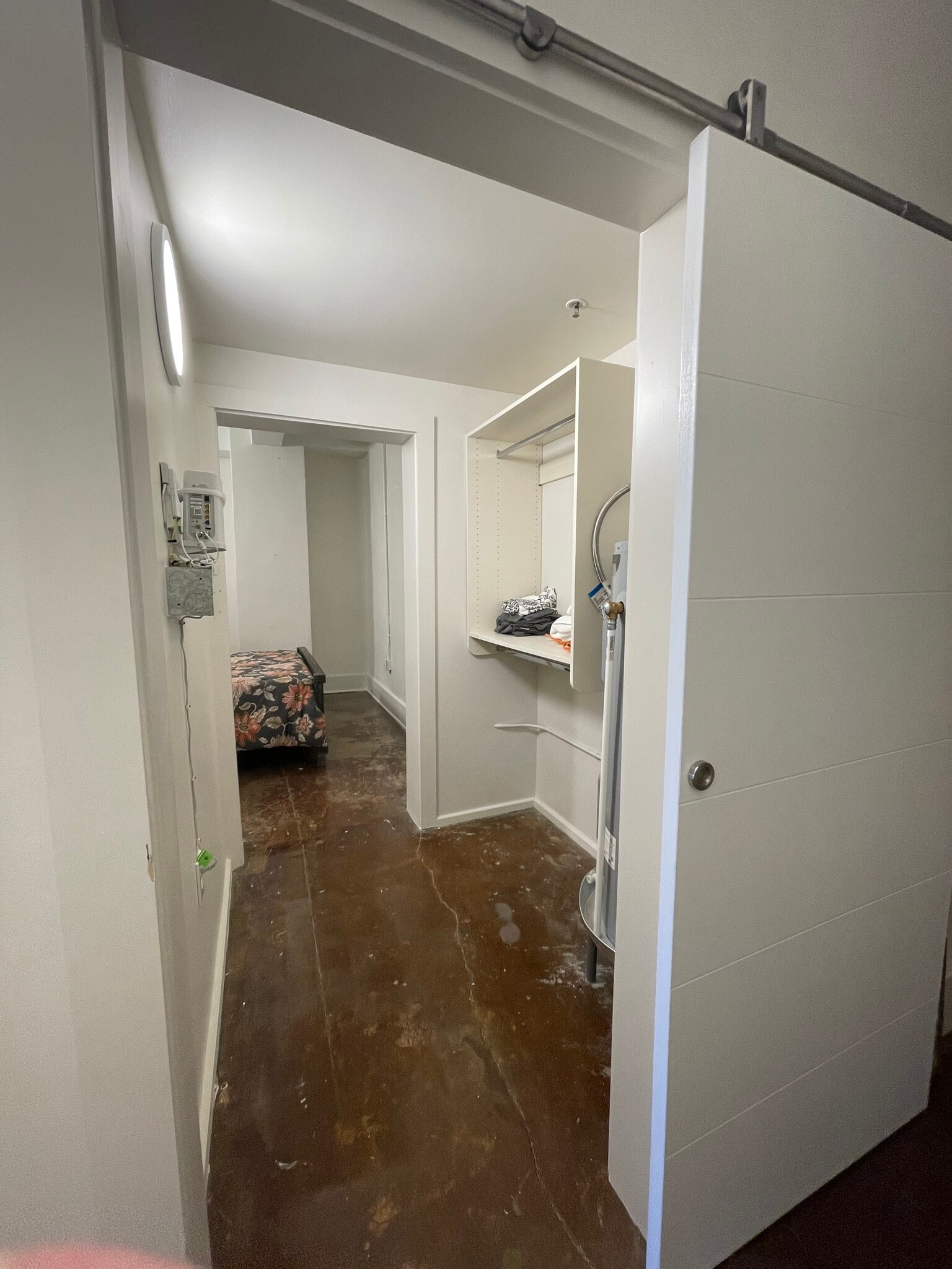 Entrance Bedroom 2 - 116 S Gay St