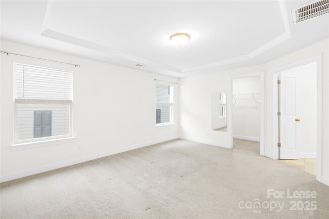 Building Photo - 2321 Creekmere Ln