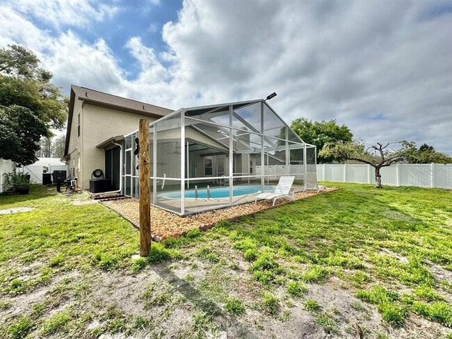 Building Photo - 5333 Casa Nueva Dr