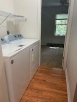 Building Photo - 1136 Robin Hood Ct