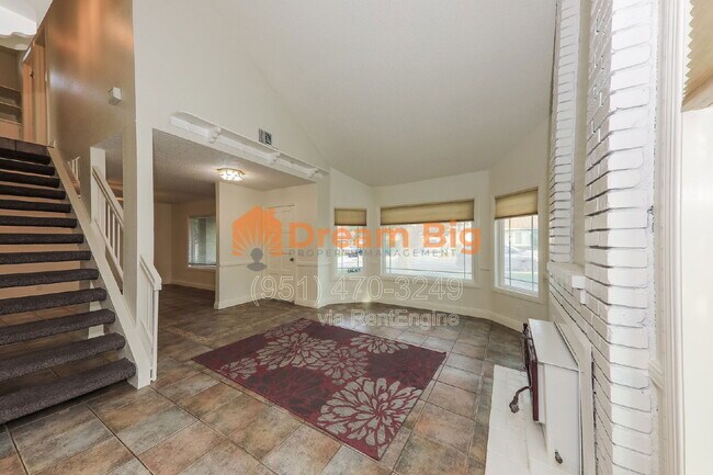 Building Photo - 4887 Mt Rainier St