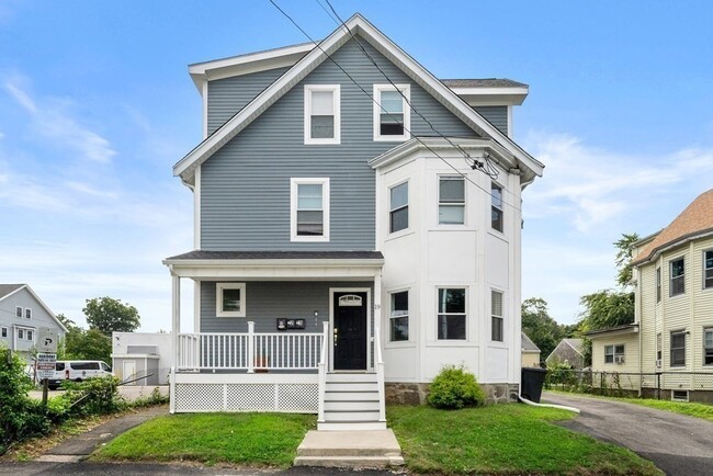 Building Photo - 19 Harrison St