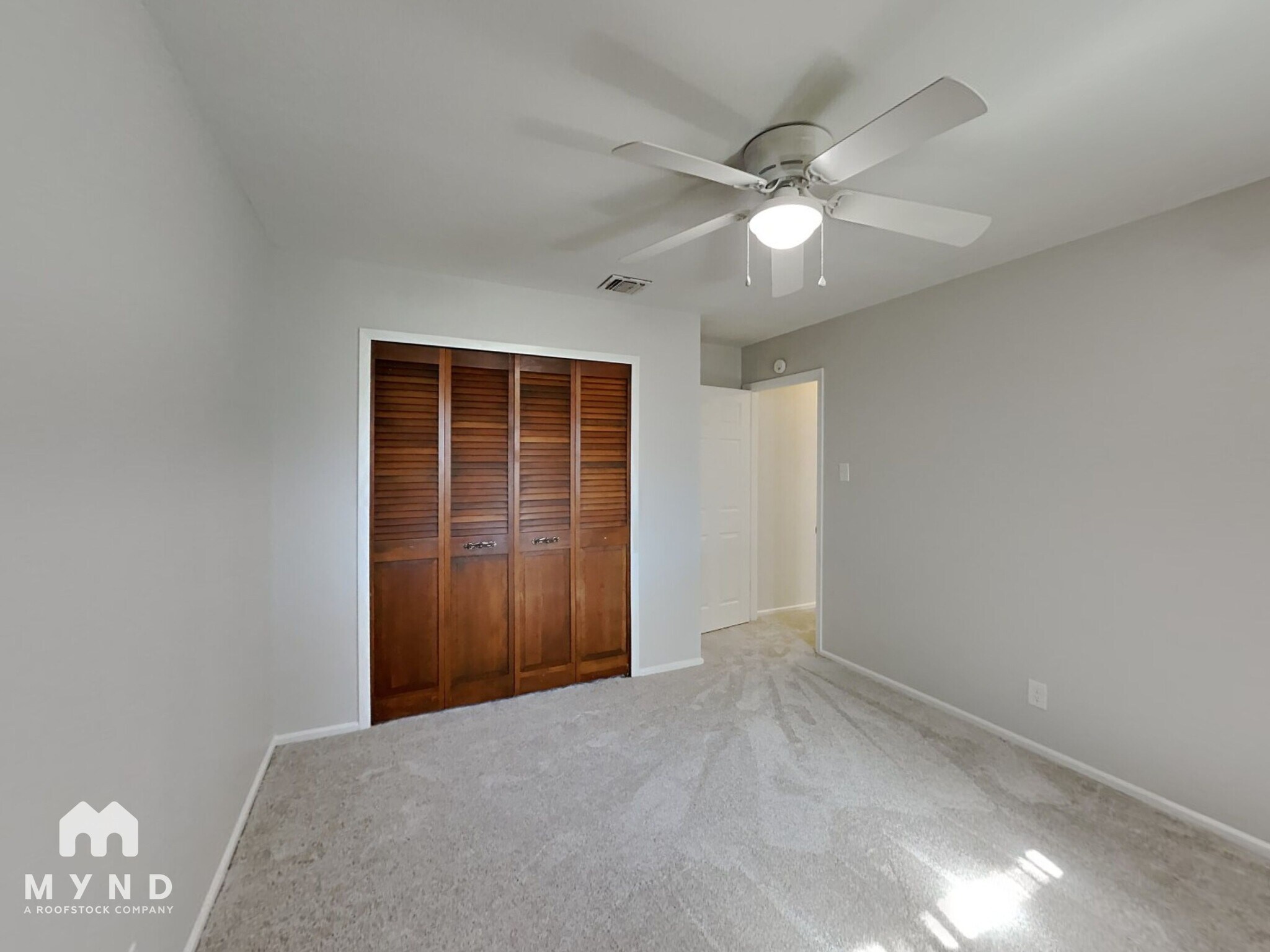 Building Photo - 15710 Fern Ridge St