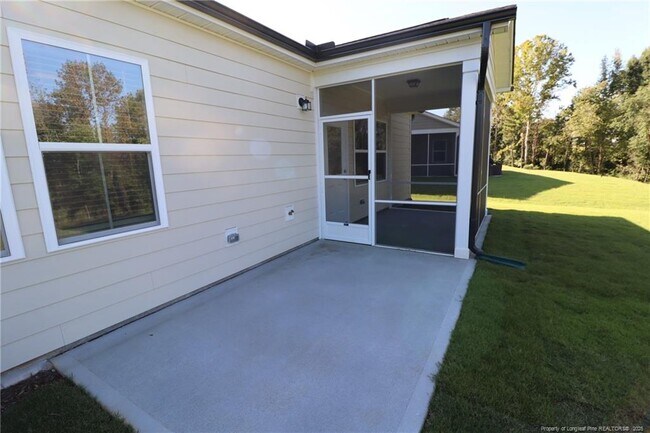 Building Photo - 756 Ben Ledi Ct