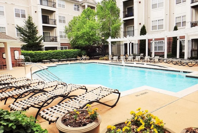 Building Photo - 12917 Centre Park Cir