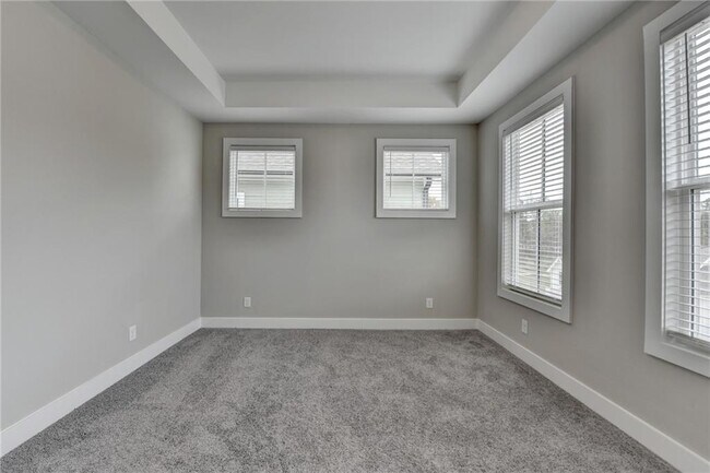 Building Photo - 106 Pinecone Pkwy