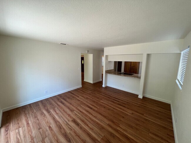 Building Photo - 8654 Thelen Ct
