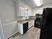 Building Photo - 1816 Winding Way Dr