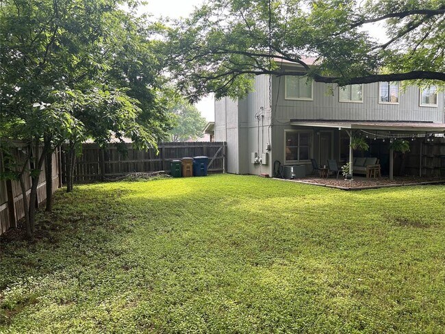 Building Photo - 13204 Saxby Ct