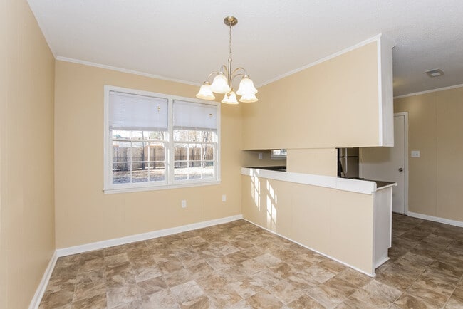 Building Photo - 7671 Mendelwood Dr