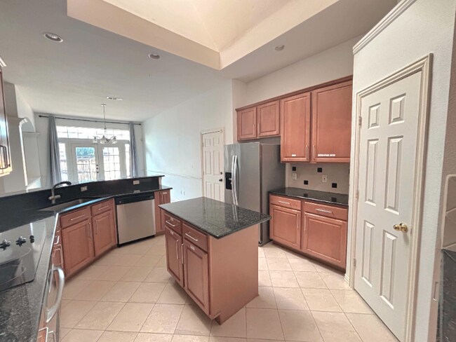 Building Photo - 4571 Hawkhurst Dr