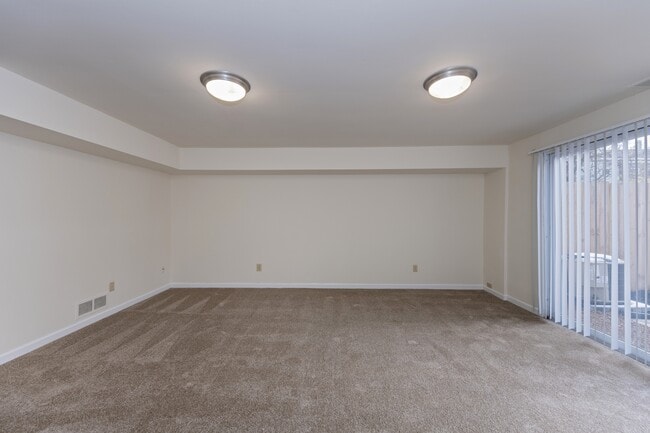 Floorplan - Indian Creek Apartments and Townhomes