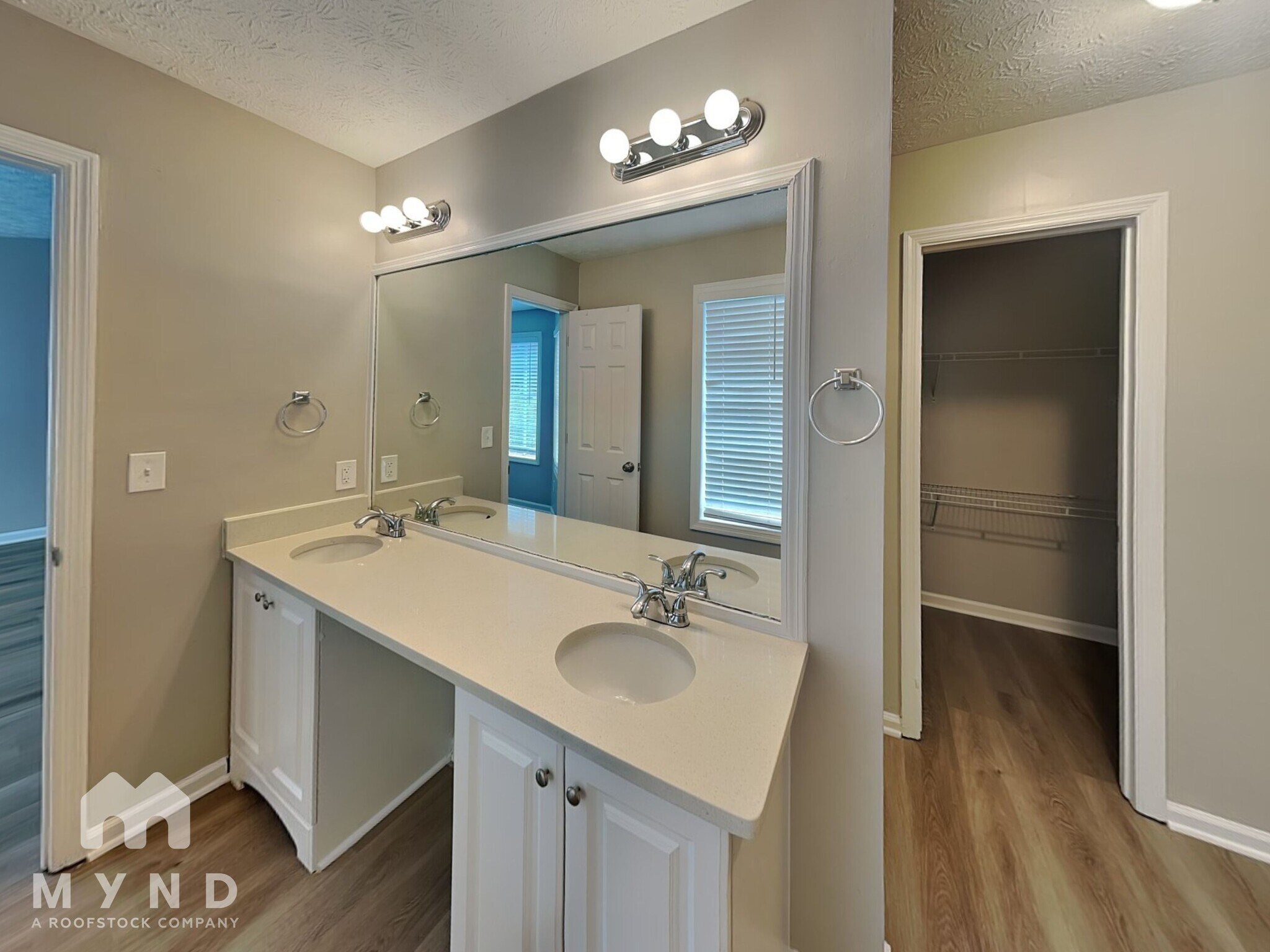 Building Photo - 7138 Lone Oak Trce