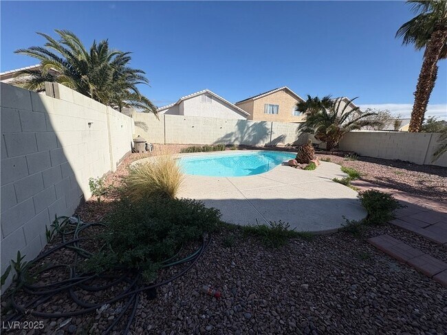 Building Photo - 1532 Honey Vista Ln
