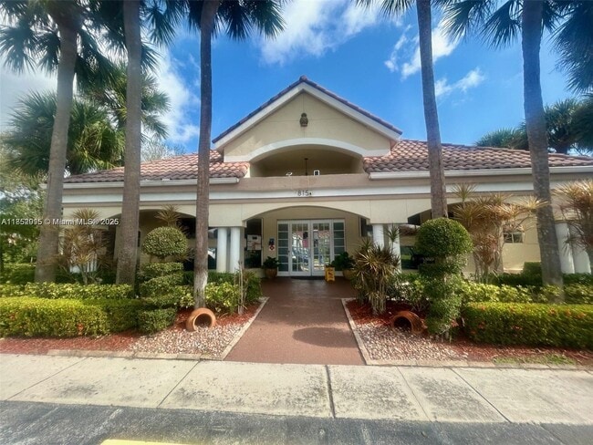 Building Photo - 815 Boynton Beach Blvd
