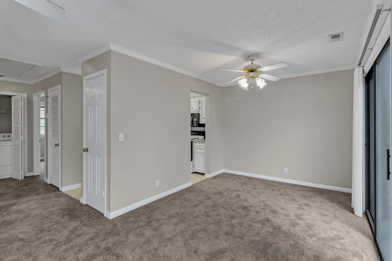 Building Photo - 764 Fox Ridge Dr