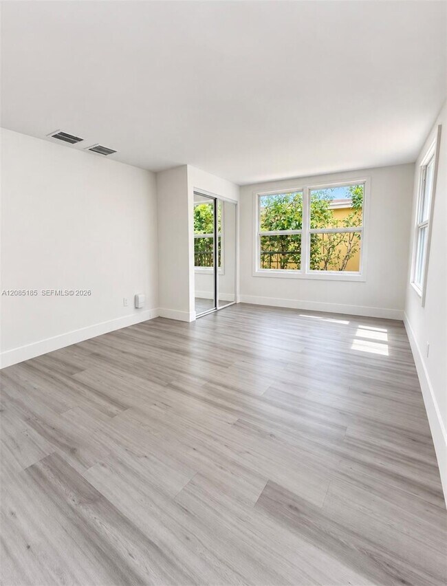 Building Photo - 3540 NW 38th Terrace