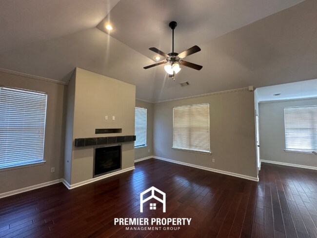 Building Photo - Luxury 4BR/3BA Arlington Home | Top-Tier Schools, Granite, Vaulted Ceilings & Covered Patio