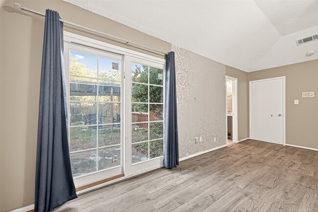 Building Photo - 13702 Ella Lee Ln