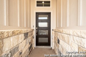 Building Photo - 1516 SPECHTS