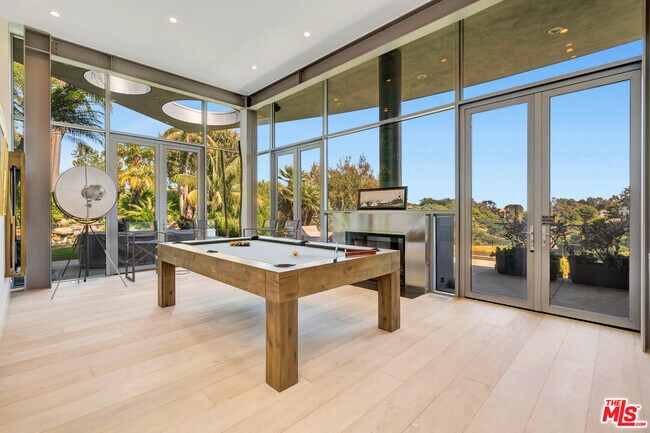 Building Photo - 28775 Sea Ranch Way