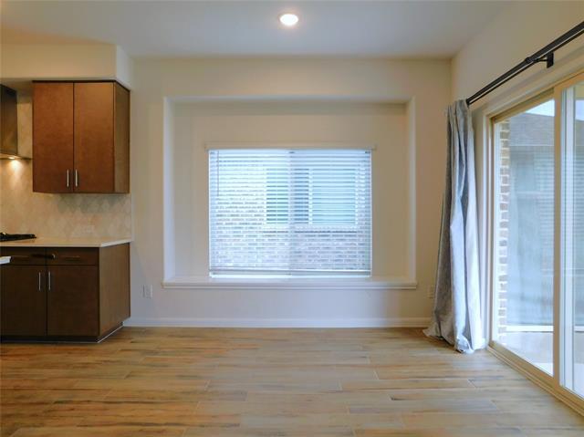 Building Photo - 1111 Saddle Ridge Dr