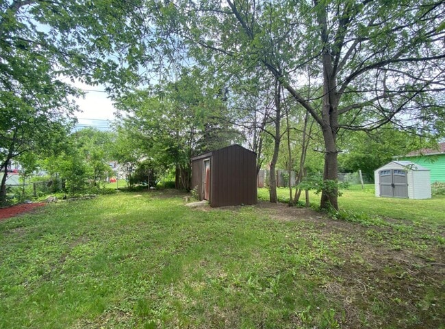 Building Photo - 5147 N 55th St