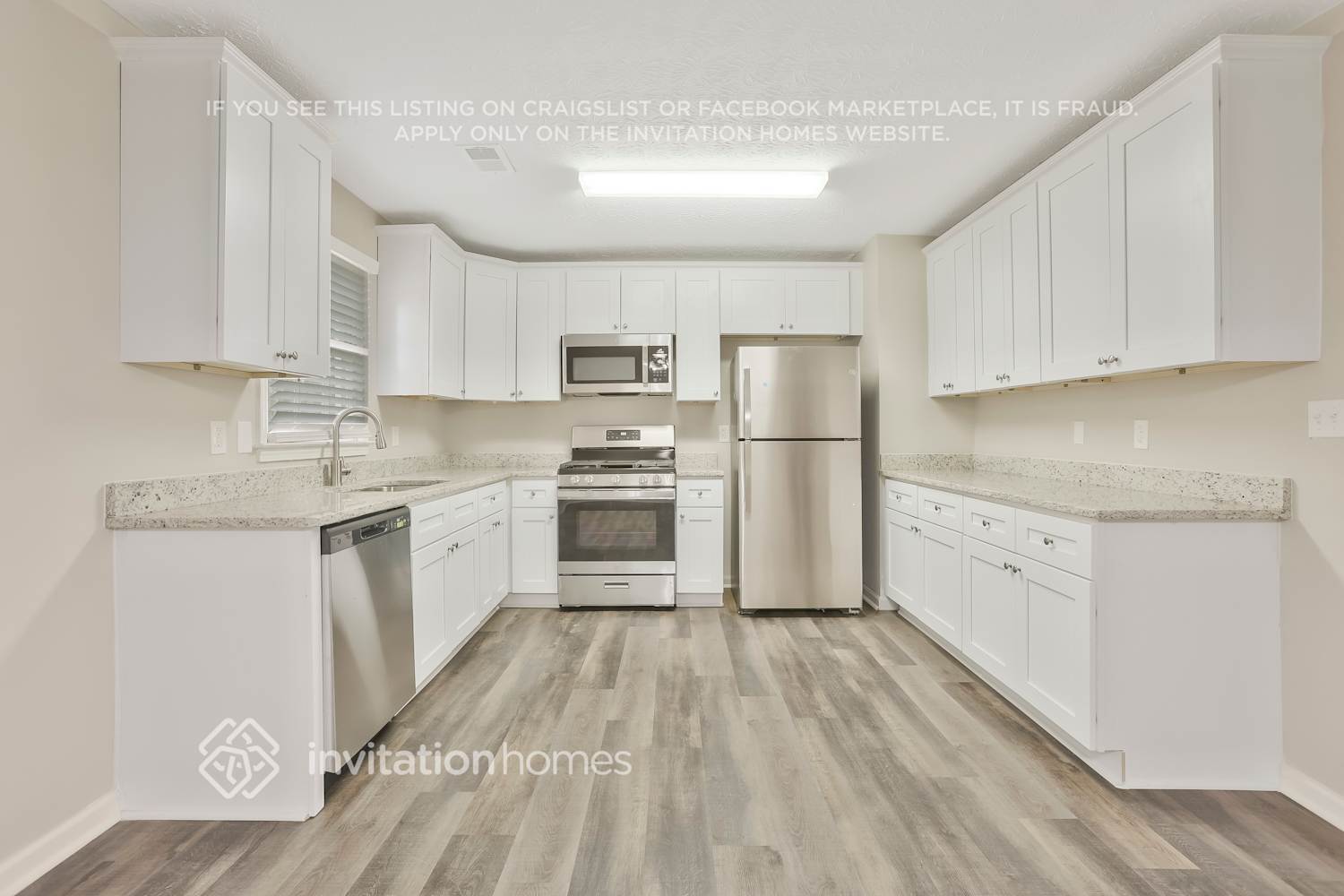 Building Photo - 145 W Forest Dr