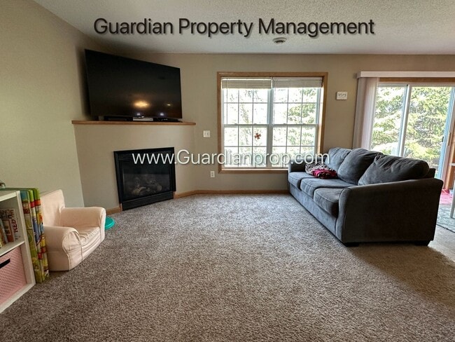 Building Photo - Lakeville End Unit Town Home, 2 Car Garage, 2.5 Baths, Walk out Patio, Available July