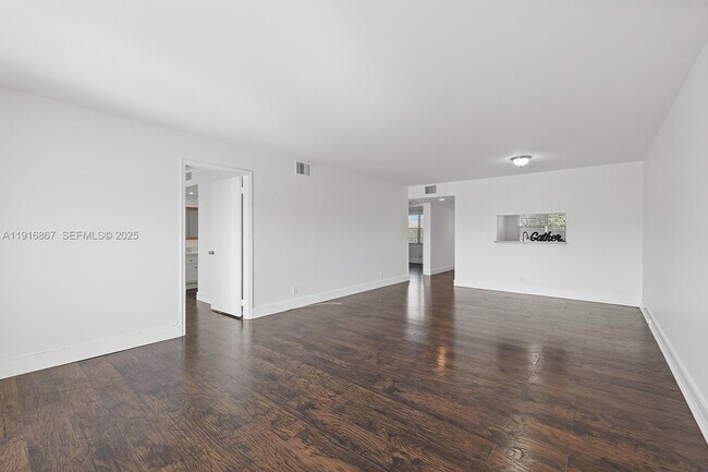 Building Photo - 12950 SW 4th Ct