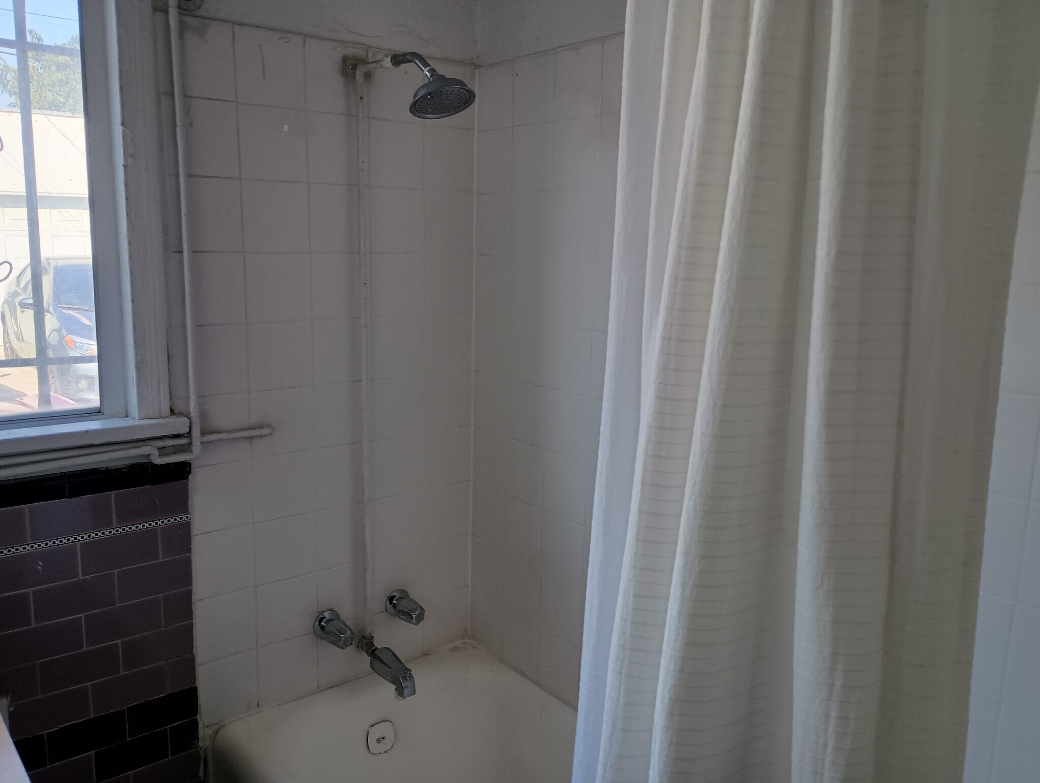 Building Photo - 2845 West Blvd