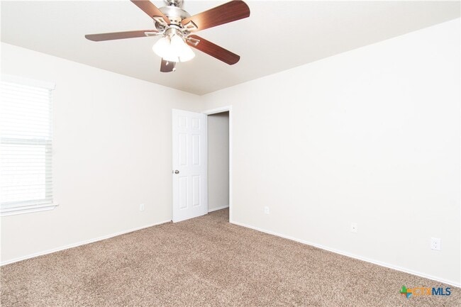 Building Photo - 1207 Fawn Lily Dr