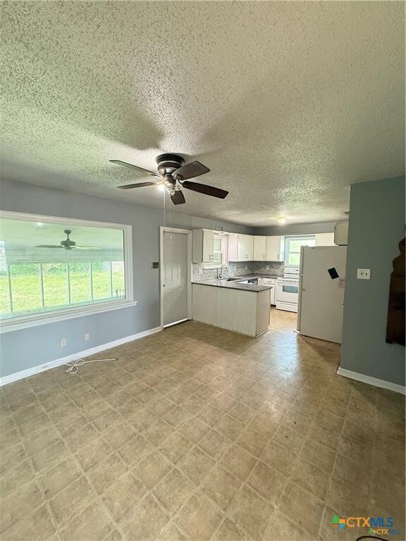 Building Photo - 2310 Terrace Dr