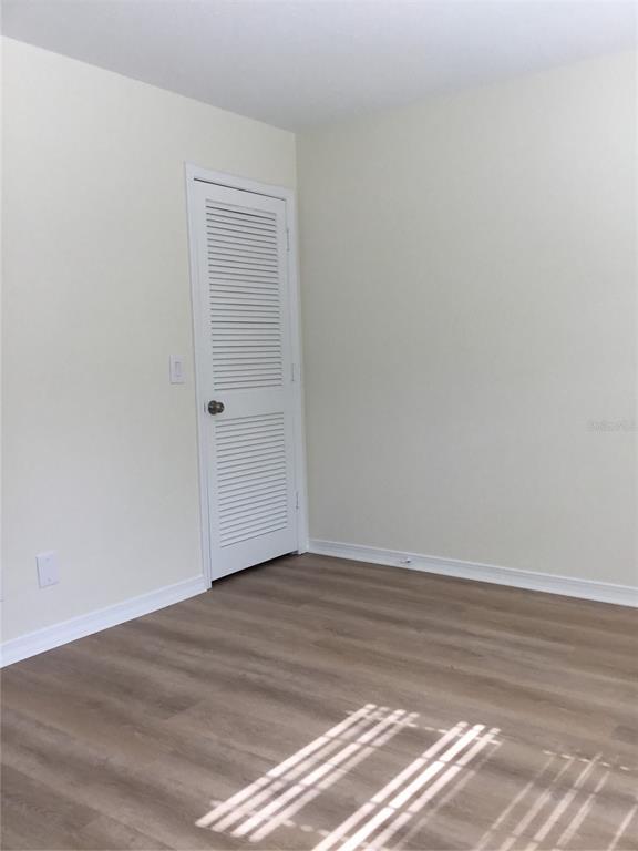 Building Photo - 44 Country Club Dr