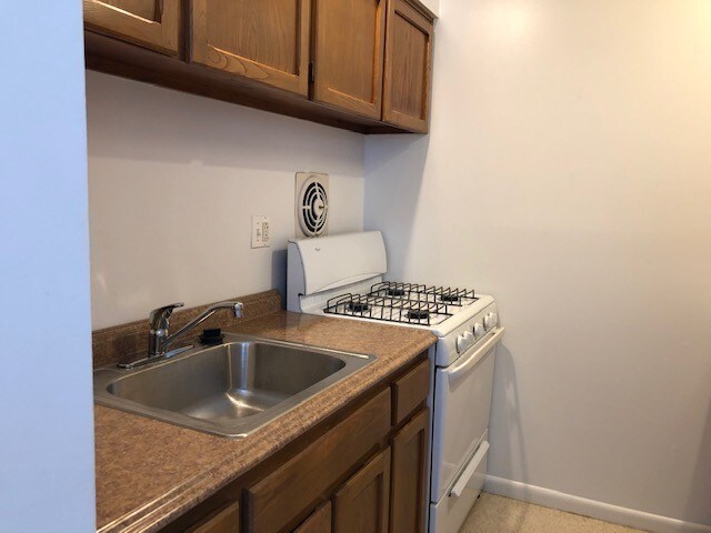 Building Photo - Two Bedroom Duplex , Burholme -Fox Chase