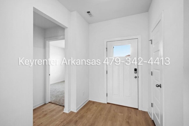Building Photo - Bright, Open & Beautifully Designed 3-Bedroom Home