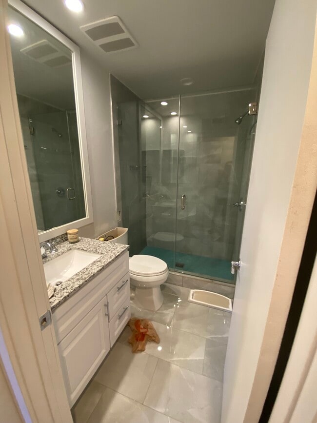 Building Photo - 26107 Galvez Ct