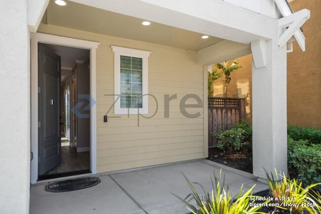 Building Photo - 4330 Trolan Ln