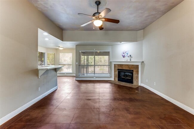 Building Photo - 5718 McCarty Ln